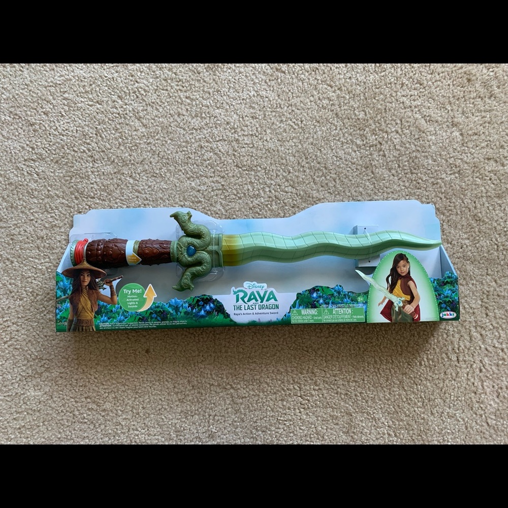 Disney's Raya and the Last Dragon Raya's Feature Dragon Blade Toy kids gift